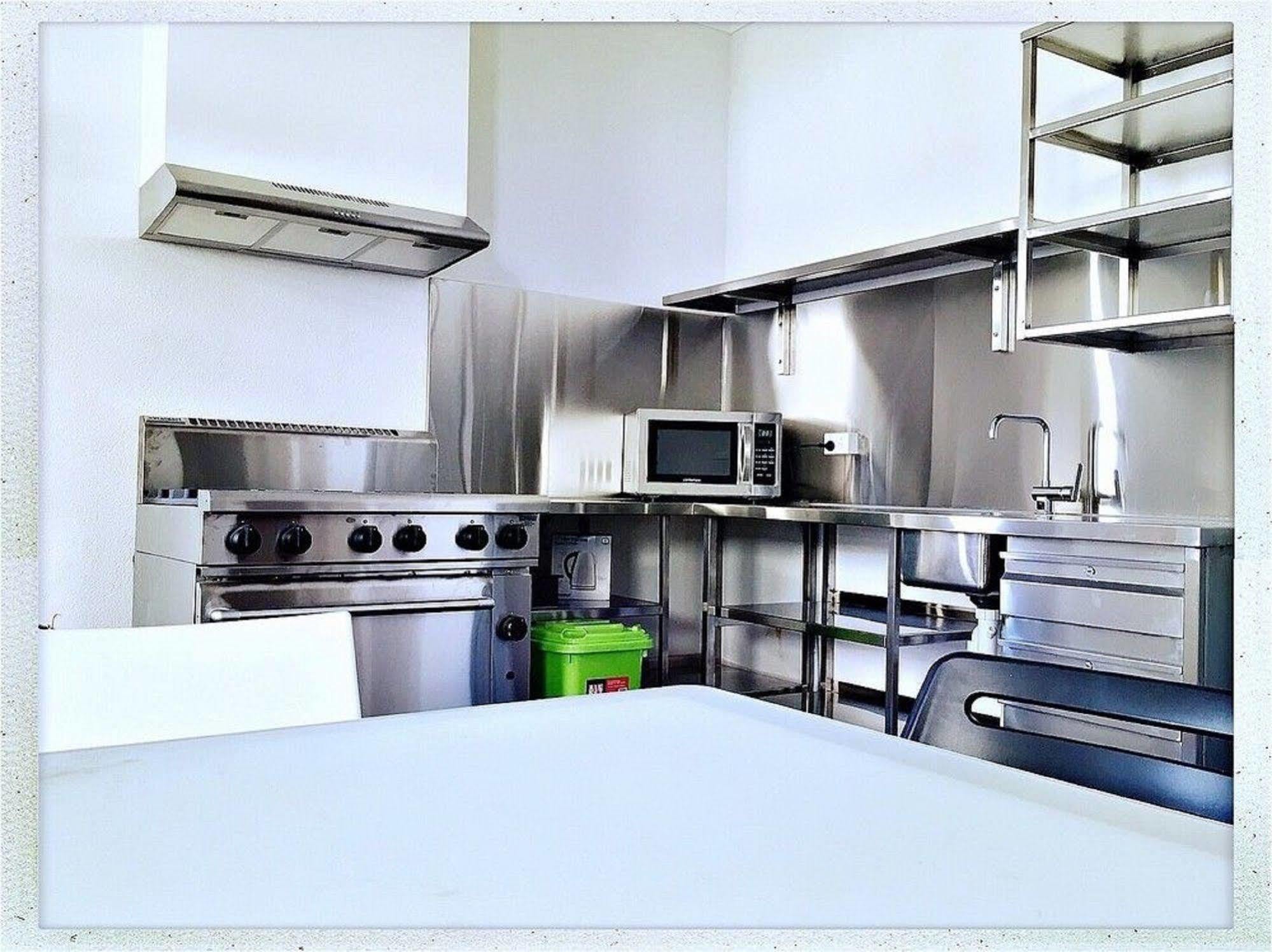 Downtown Backpackers Hostel Perth - Note - Valid Passport Required For Check In Exterior photo