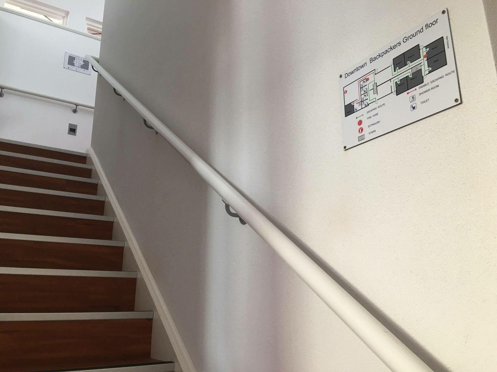 Downtown Backpackers Hostel Perth - Note - Valid Passport Required For Check In Exterior photo