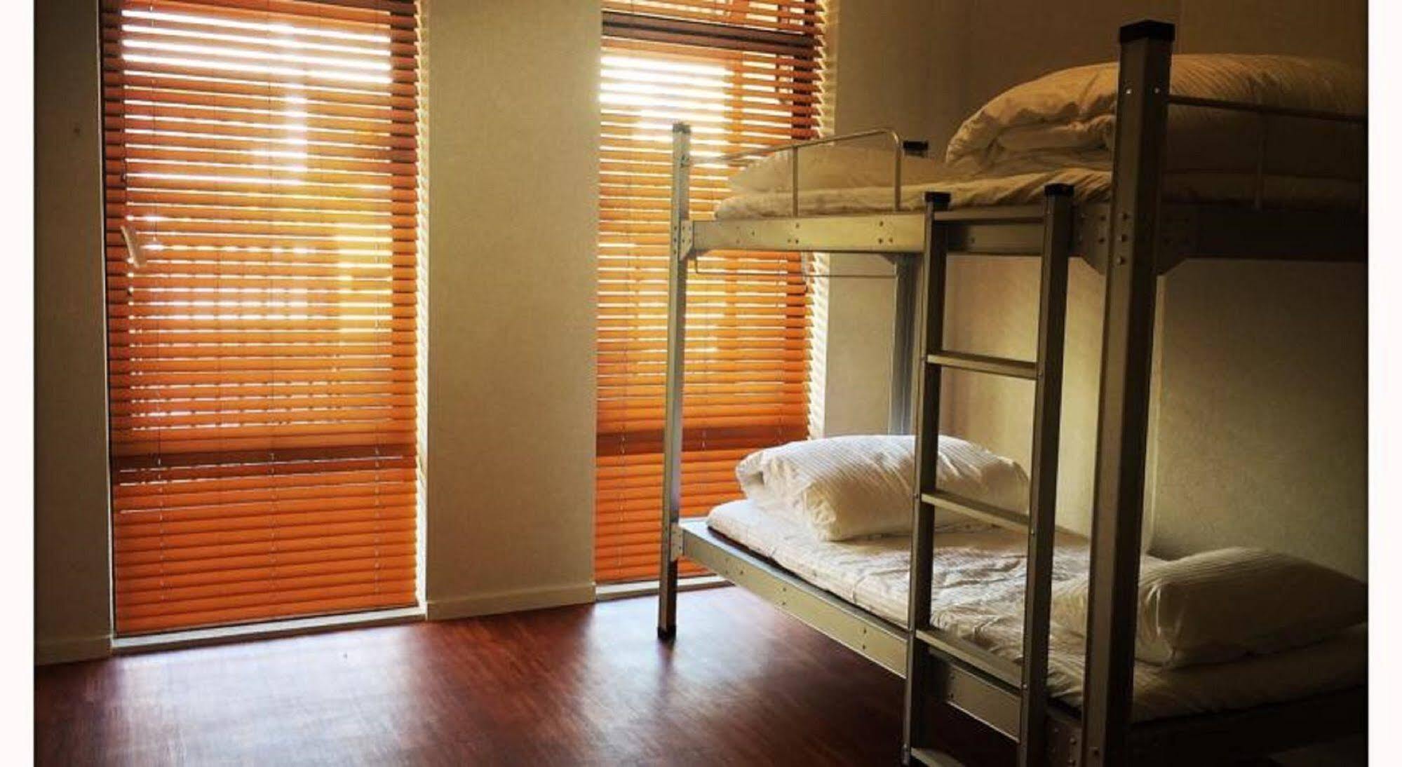 Downtown Backpackers Hostel Perth - Note - Valid Passport Required For Check In Exterior photo